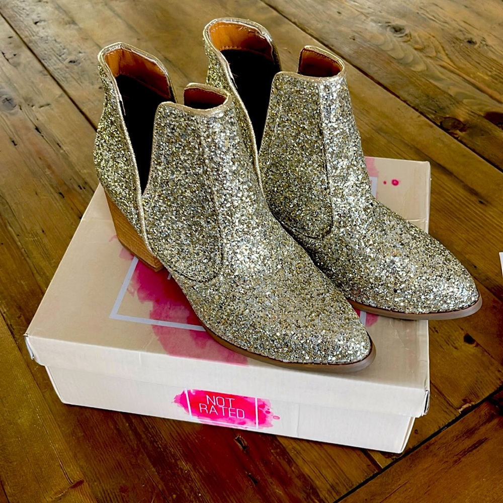 Not Rated Golden Fiera Glitter Booties 7.5